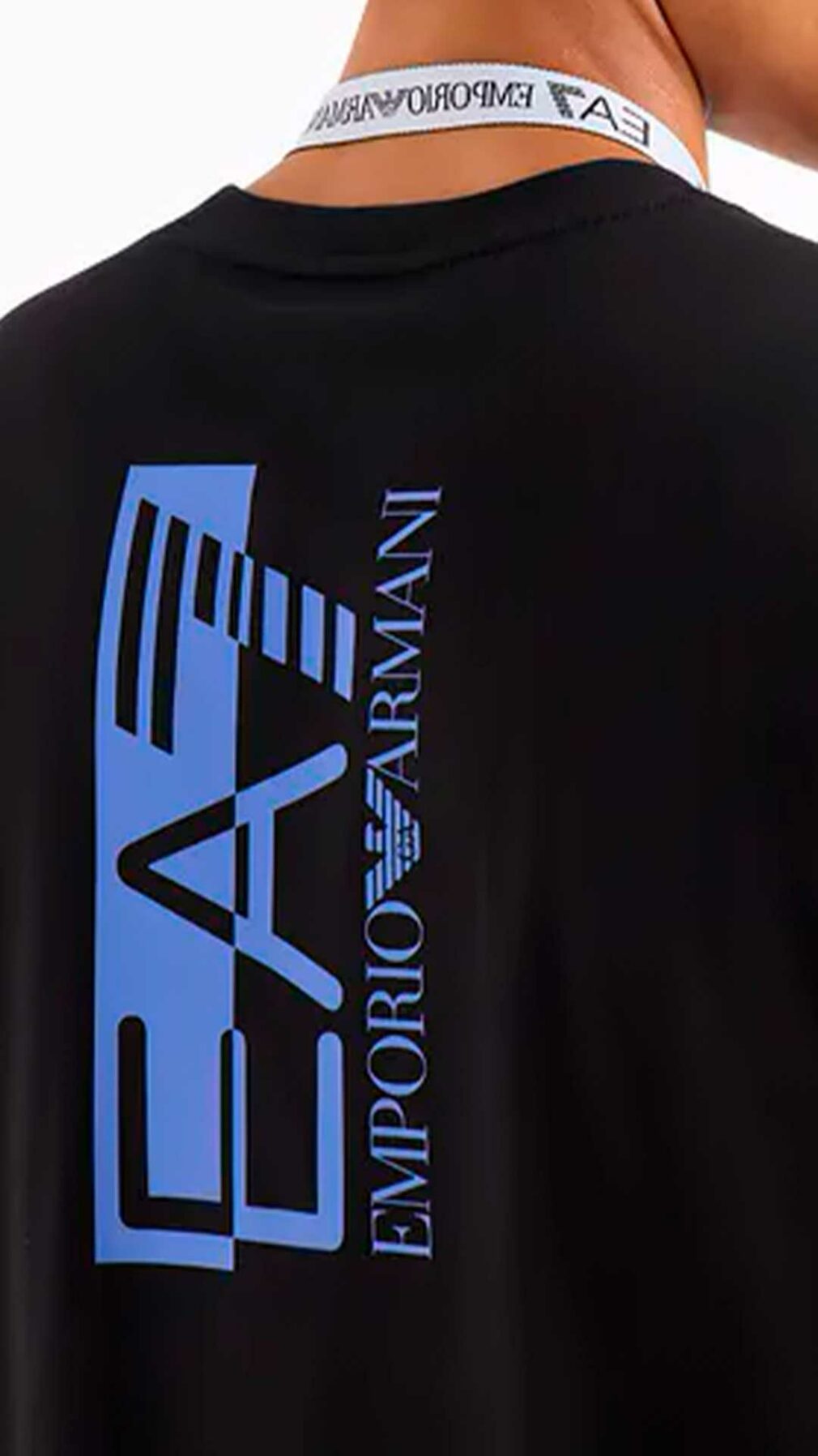 Camiseta con logotipo de EA7 Emporio Armani