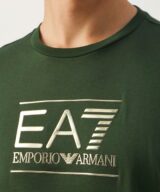 Camiseta con logotipo dorado de EA7 Emporio Armani