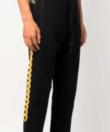 Pantalón de chándal con estampada de cadena de Versace Jeans Couture