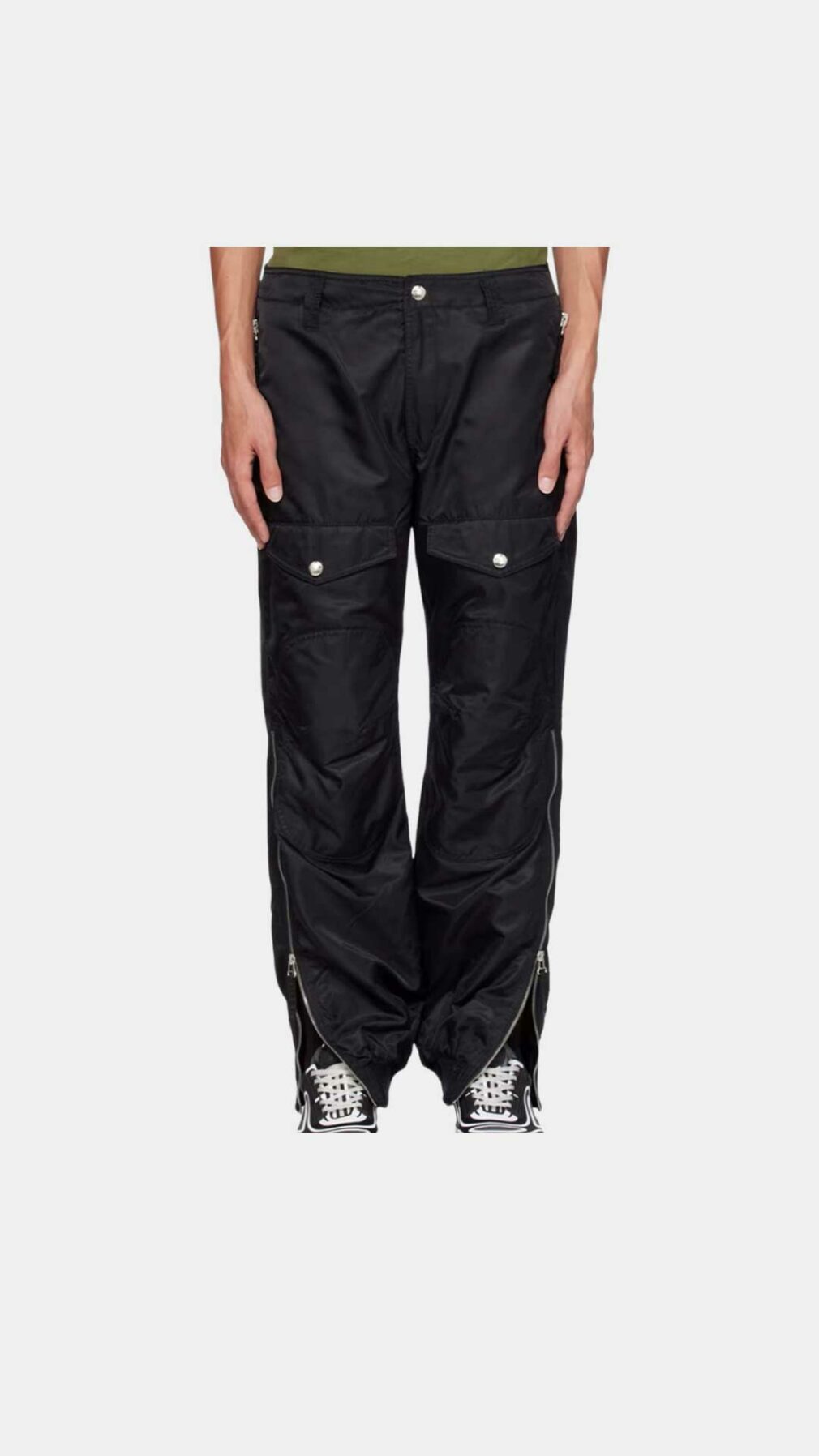 Pantalón cargo con cremallera de Moschino