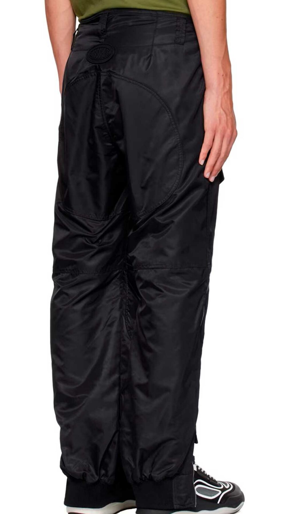 Pantalón cargo con cremallera de Moschino