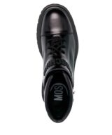 Botas de piel con logo en relieve de Moschino