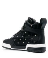 Deportiva con detalles de cristales de Moschino