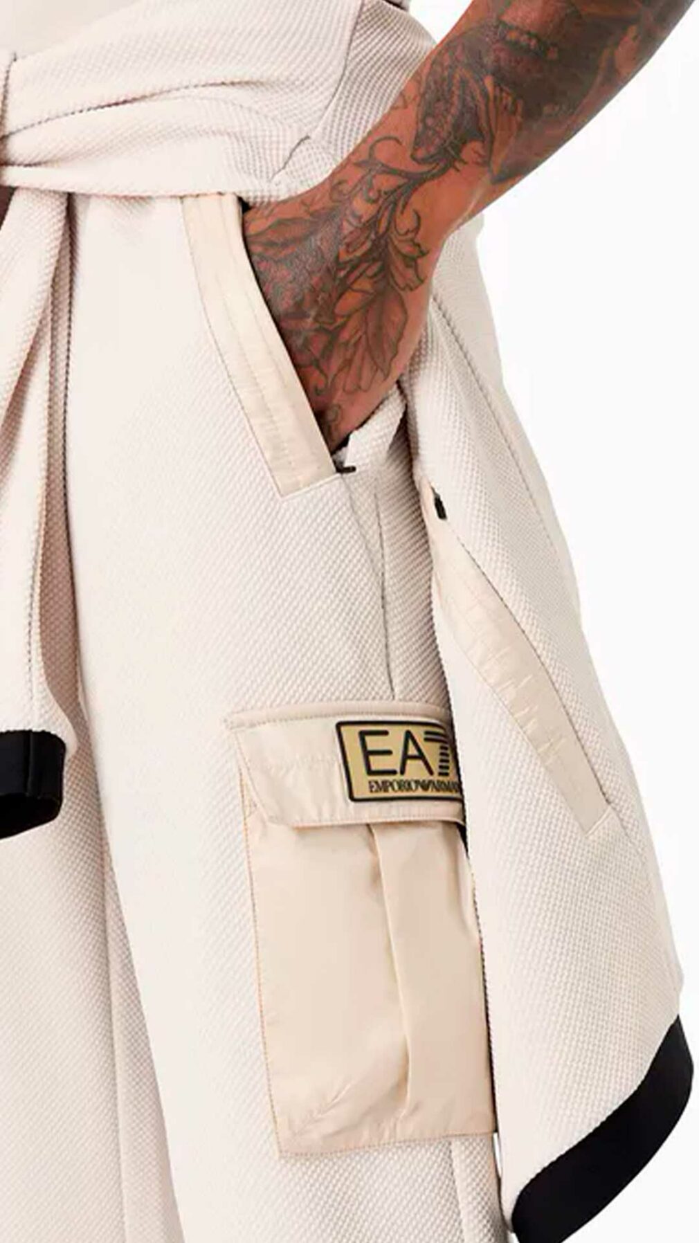 Pantalones cargo EA7 Emporio Armani