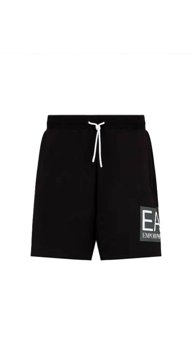 Pantalón corto EA7 Emporio Armani con logotipo