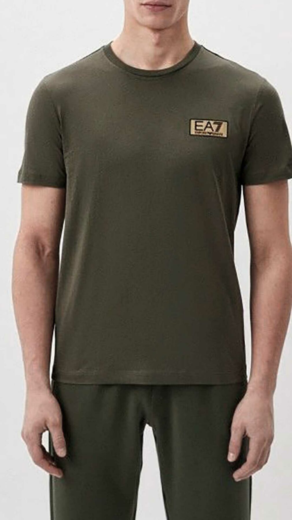 Camiseta EA7 Emporio Armani ajustada
