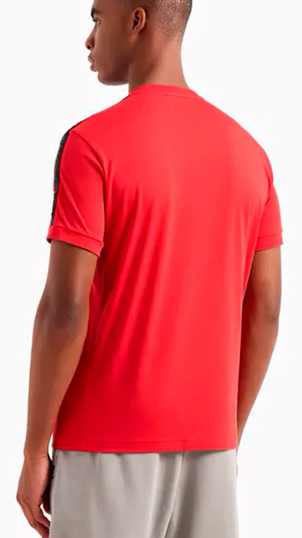 Camiseta EA7 Emporio Armani con logotipo