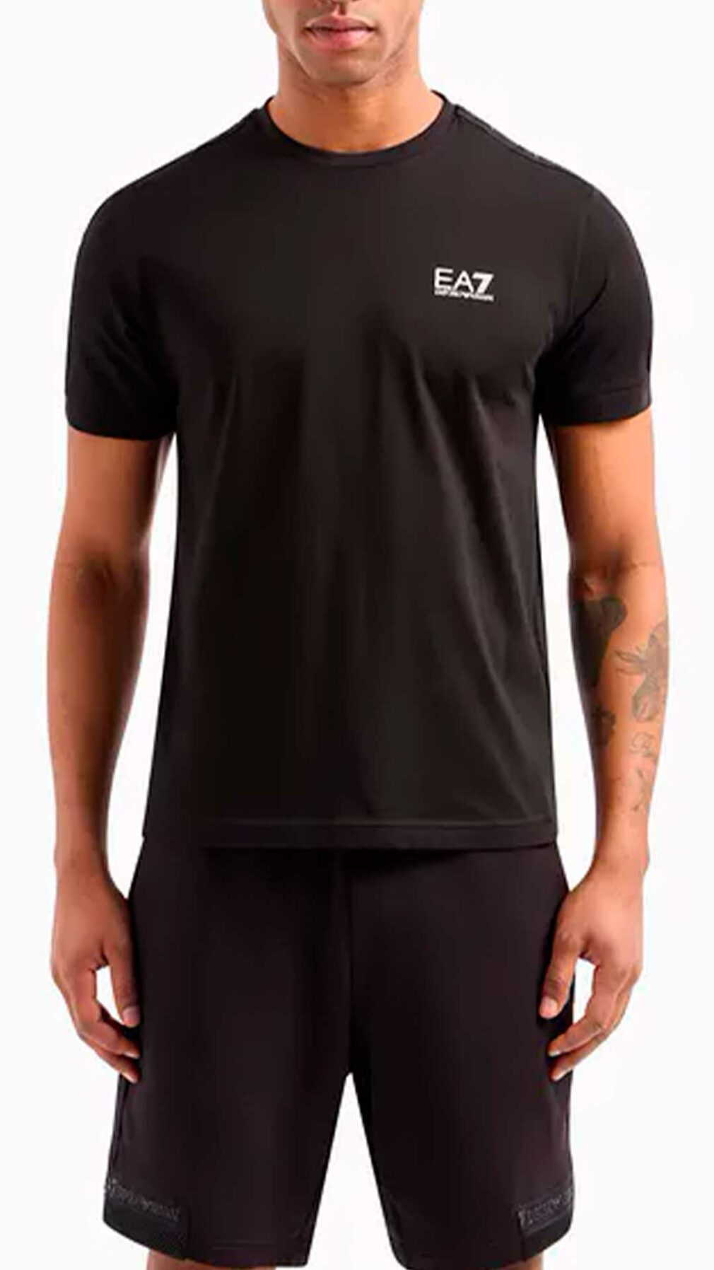 Camiseta EA7 Emporio Armani con logotipo