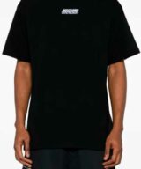 Camiseta Moschino con logotipo bordado