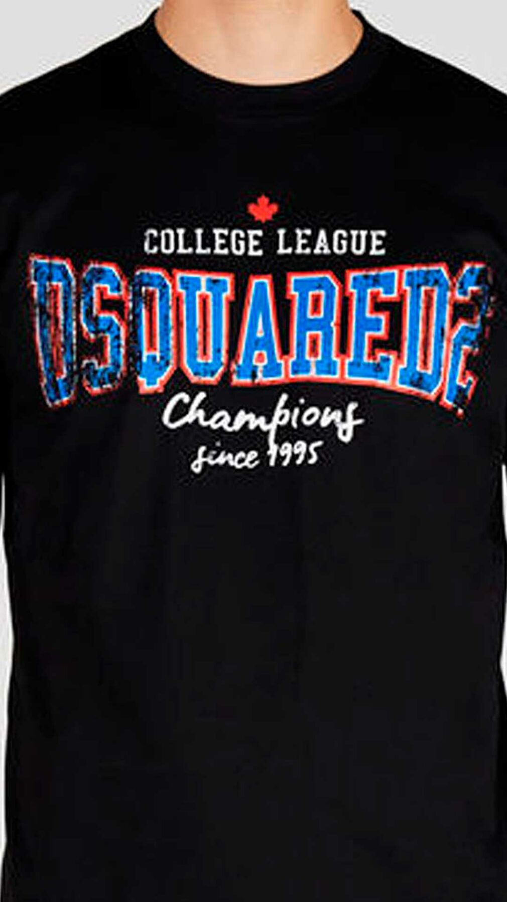 Camiseta Dsquared2 con logo estampado efecto desgastado