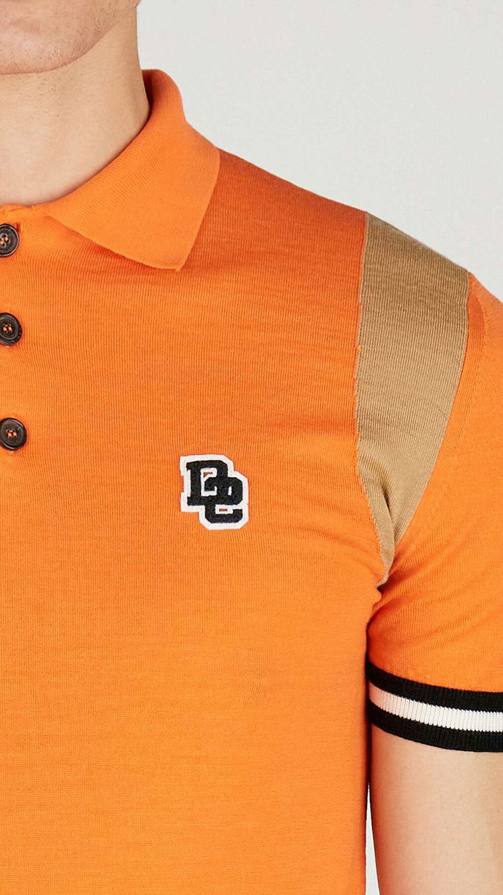 Polo de Dsquared2 con parche del logotipo