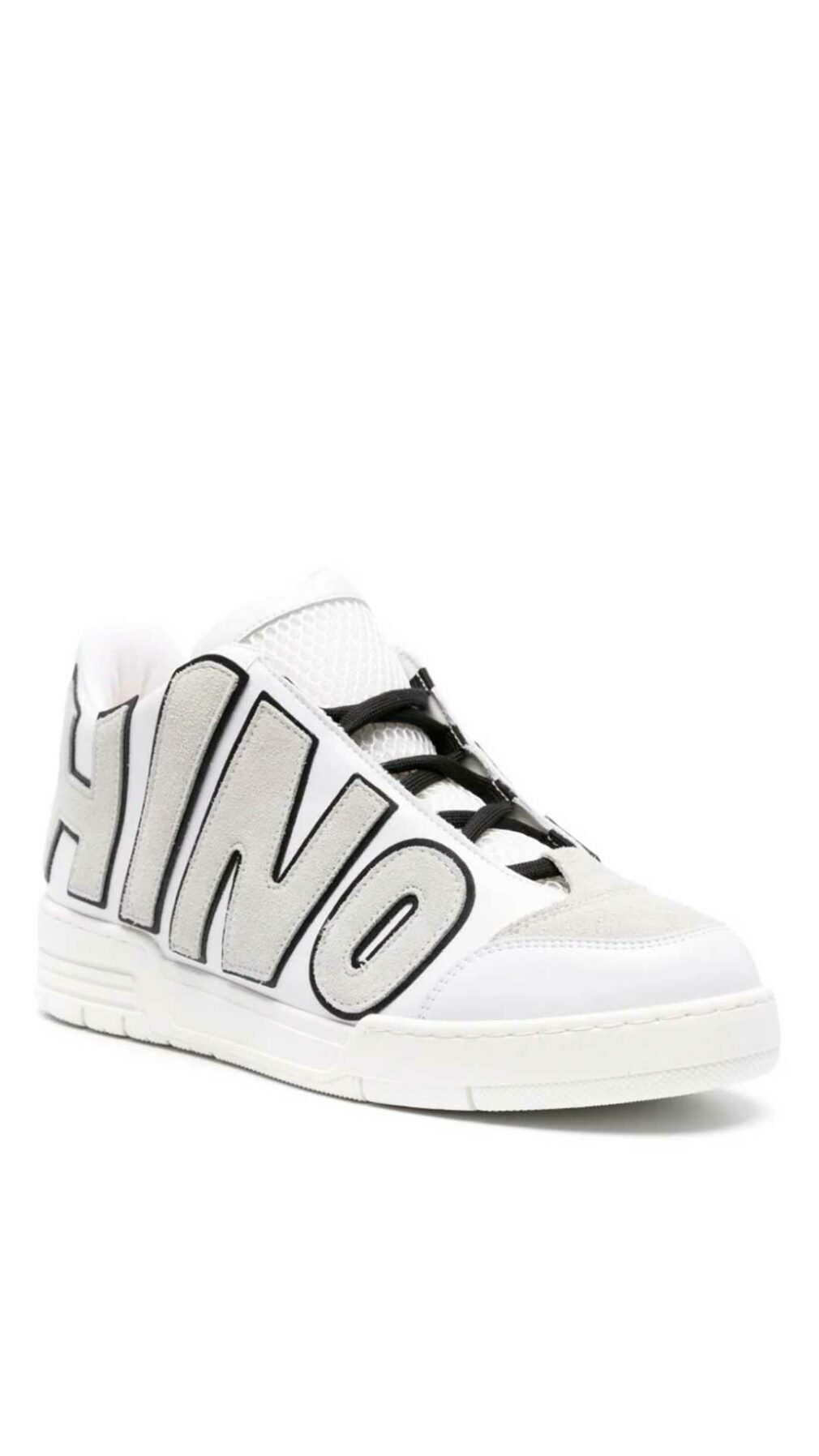 Deportiva Moschino con letras del logotipo