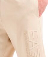Pantalón corto deportivo de EA7 Emporio Armani