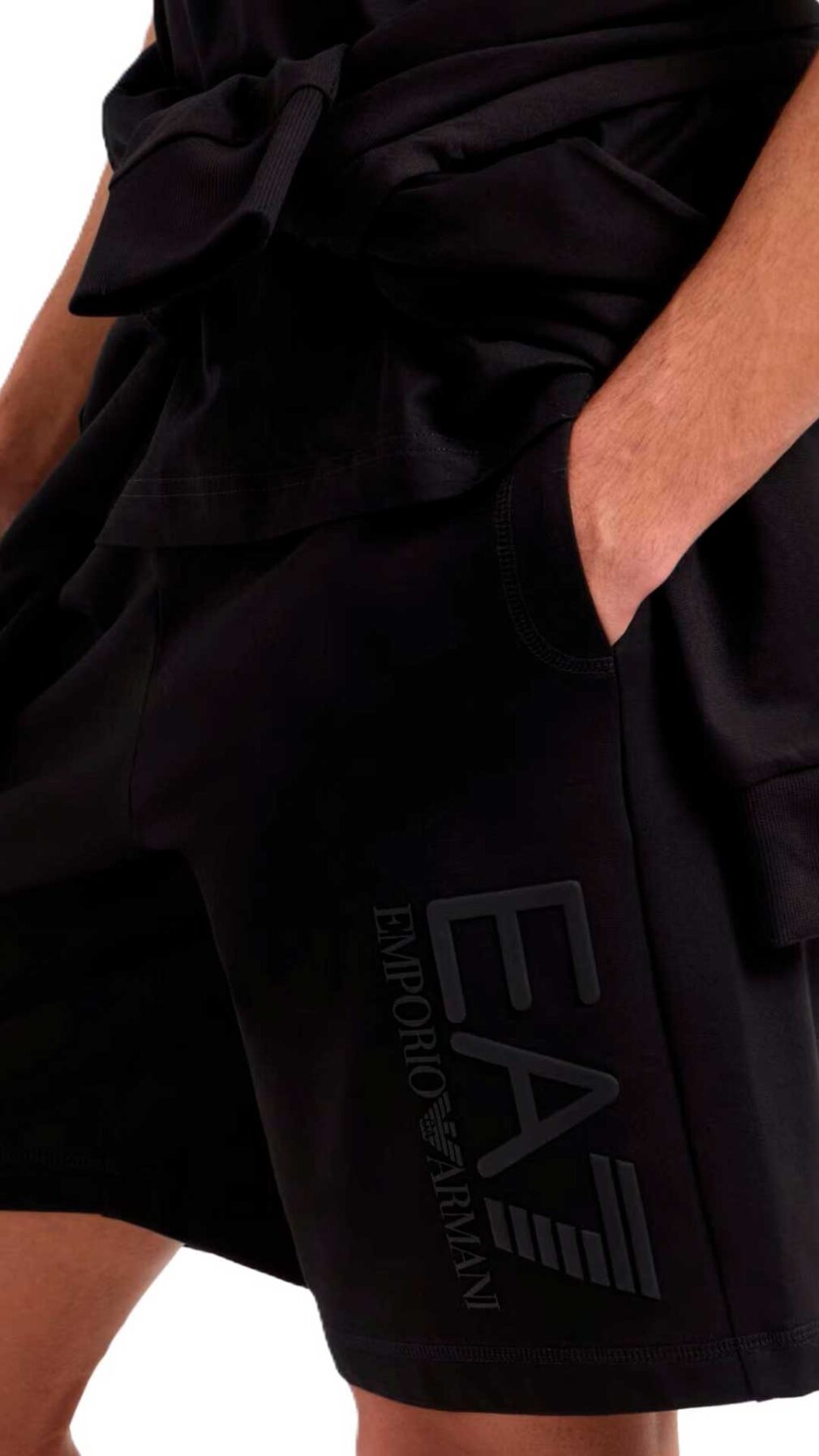 Pantalón corto deportivo de EA7 Emporio Armani