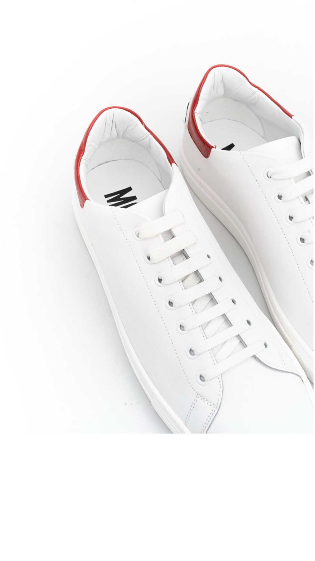 Deportiva baja de Moschino Couture