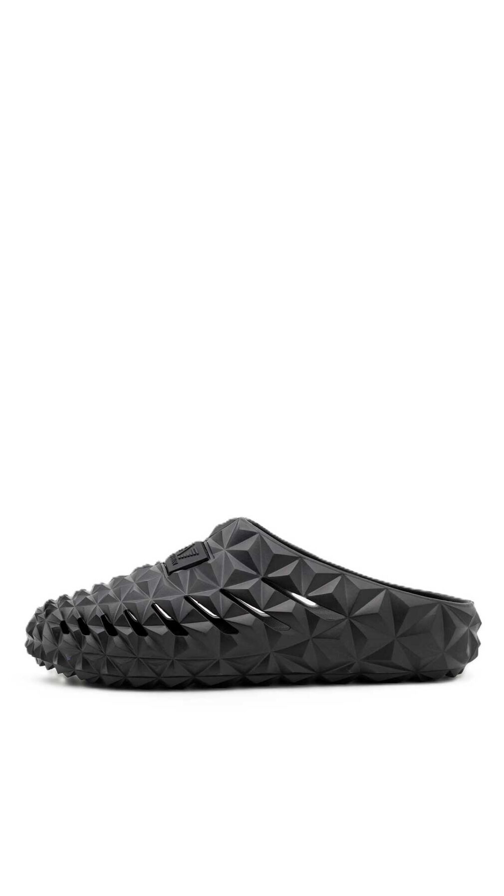 Zapatilla EA7 Emporio Armani con motivo geométrico 3D