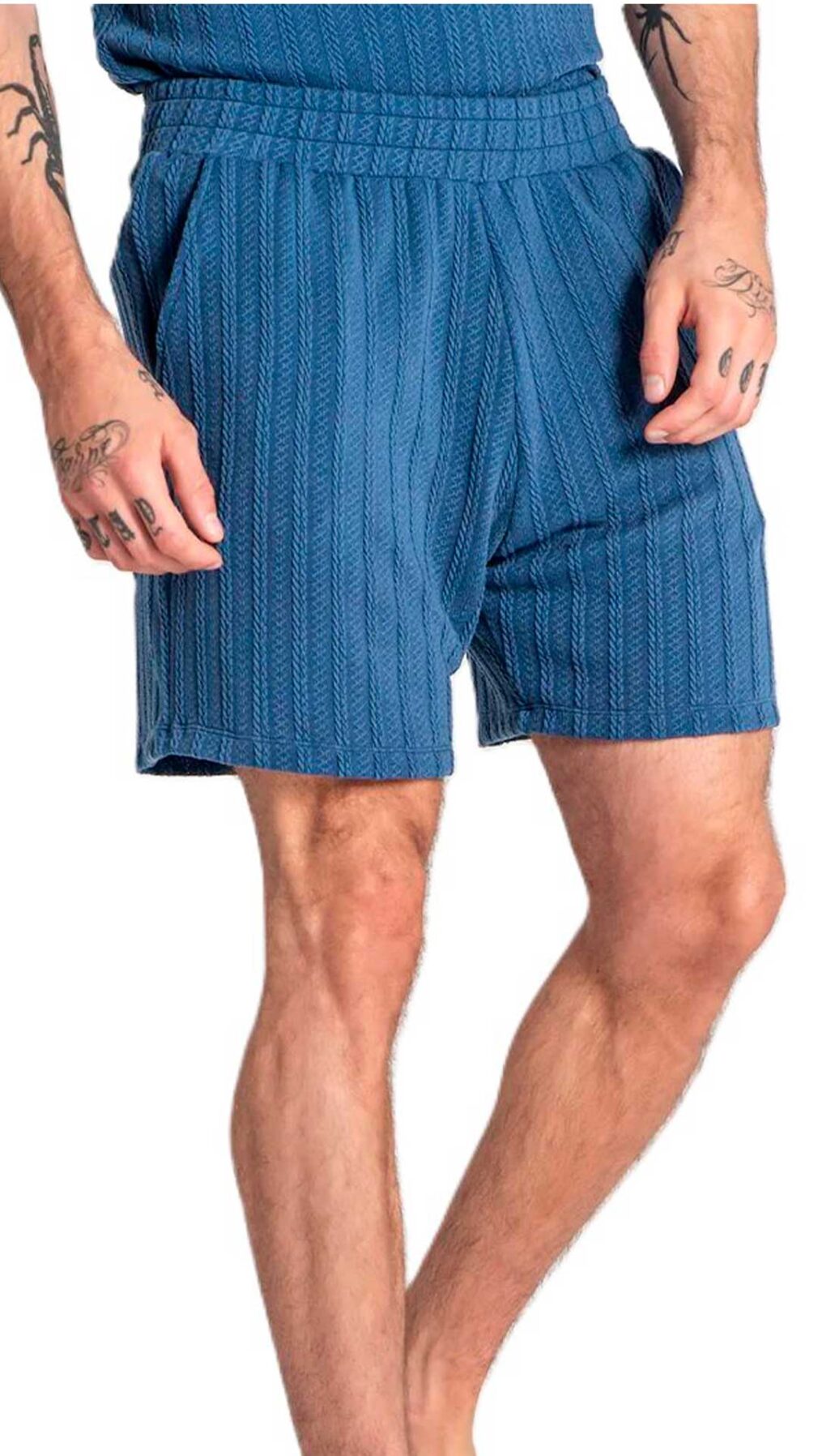 Pantalón corto de punto trenzado