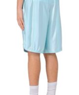Pantalón corto deportivo con logotipo