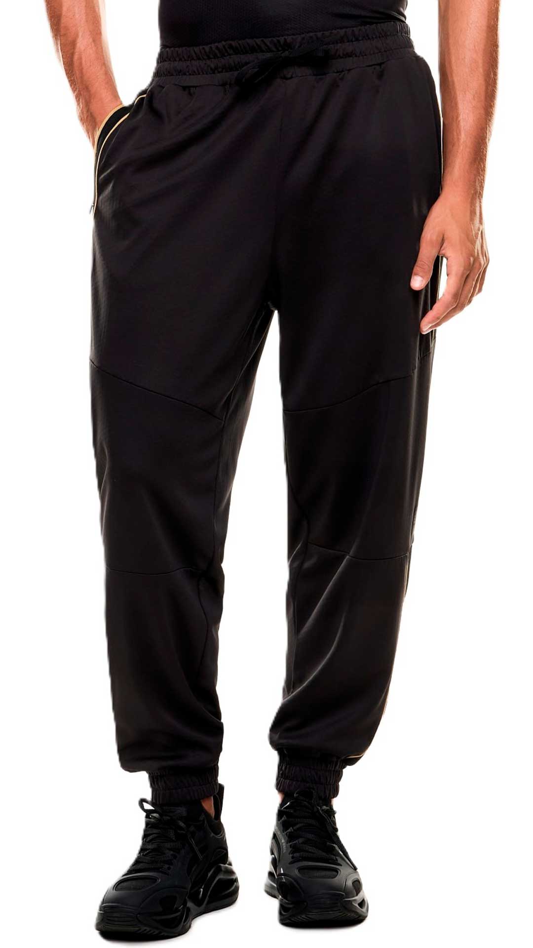 Pantalón deportivo EA7 Emporio Armani corte ajustado