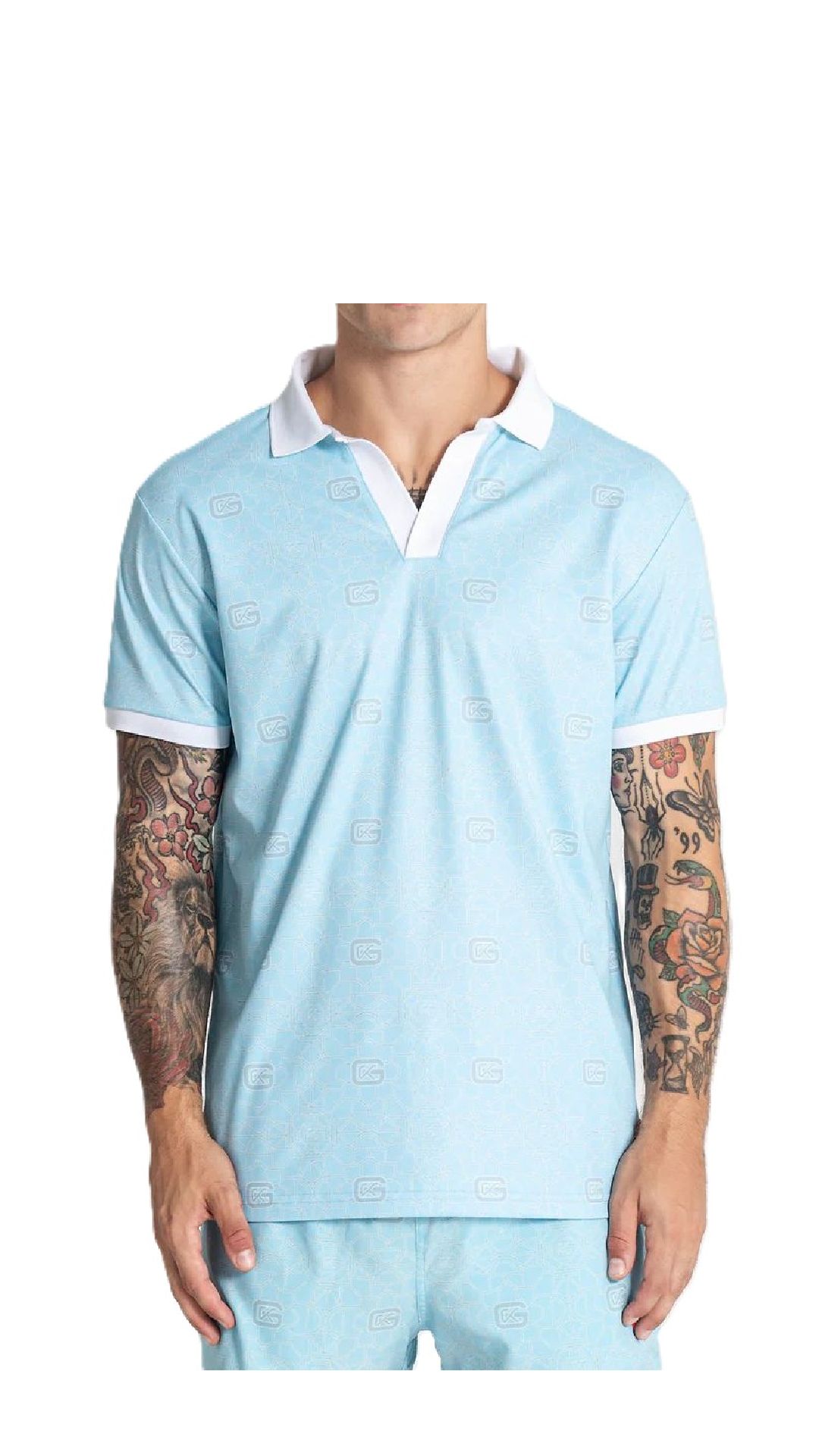 Polo ajustado con estampado del logotipo en toda la pieza