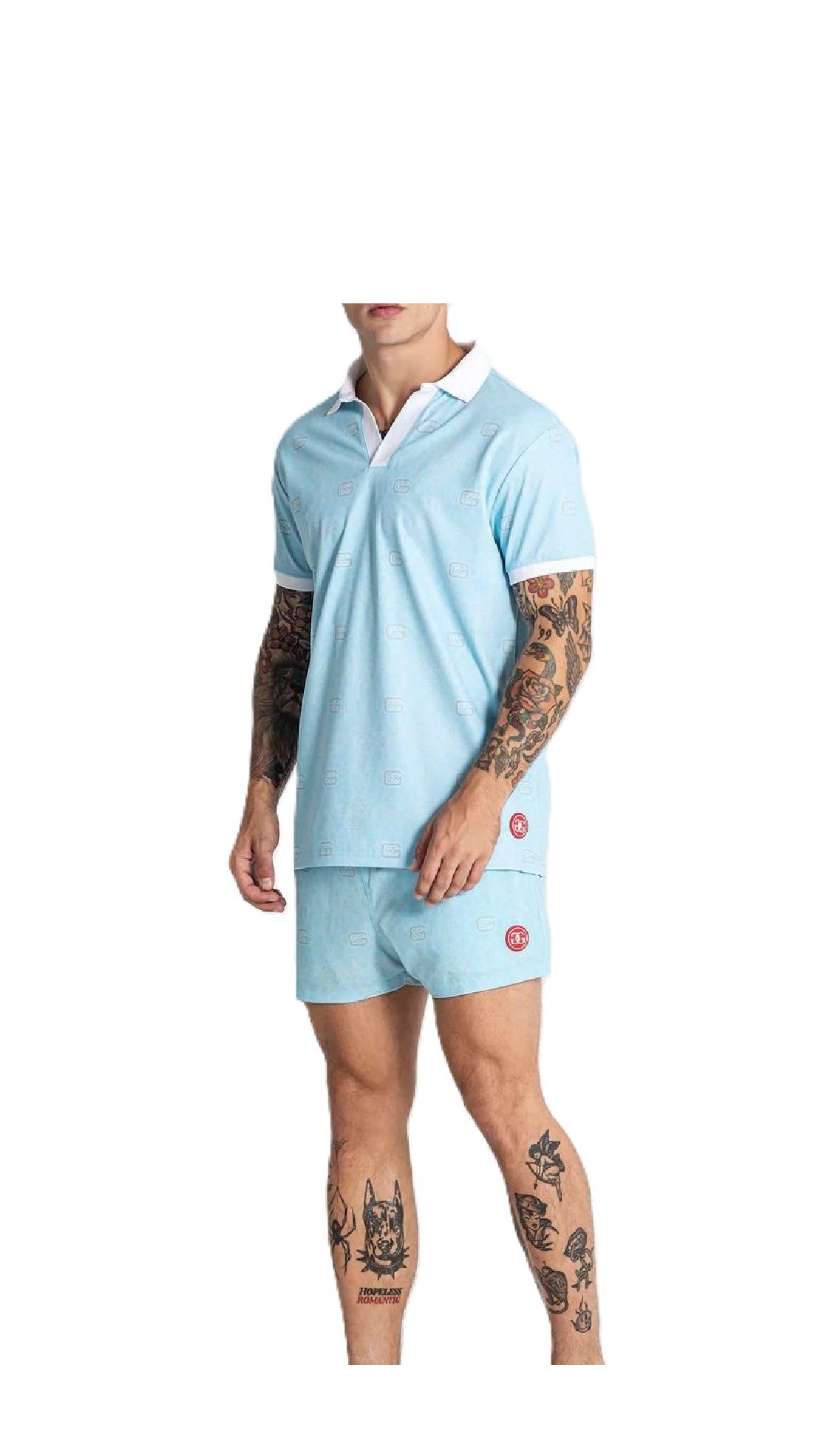 Polo ajustado con estampado del logotipo en toda la pieza