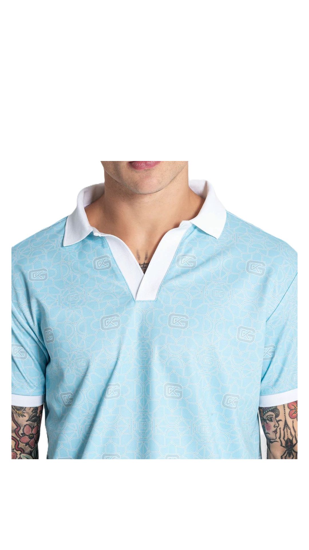 Polo ajustado con estampado del logotipo en toda la pieza