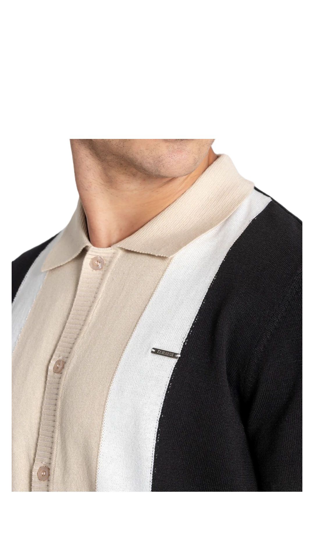 Camisa ajustada de algodón con placa del logotipo